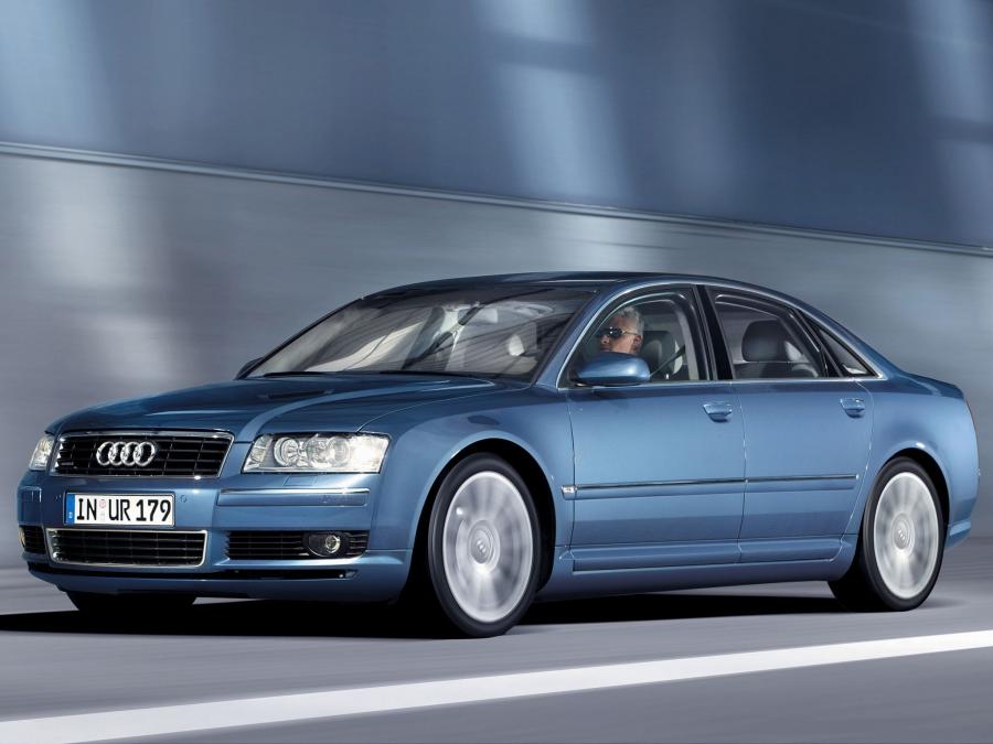  Audi A8 3.0 TDI Quattro (D3) 2003 года  (фото 1 из 5)